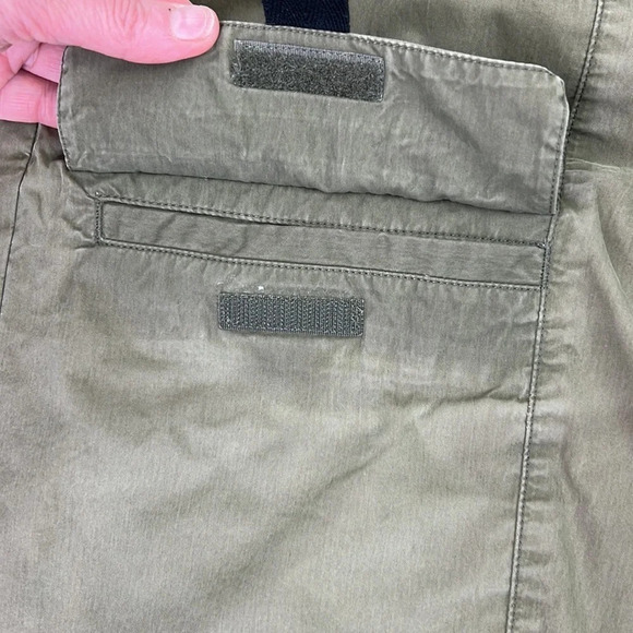 Eddie Bauer Men's Green  Legend Pack Short - Picture 6 of 11